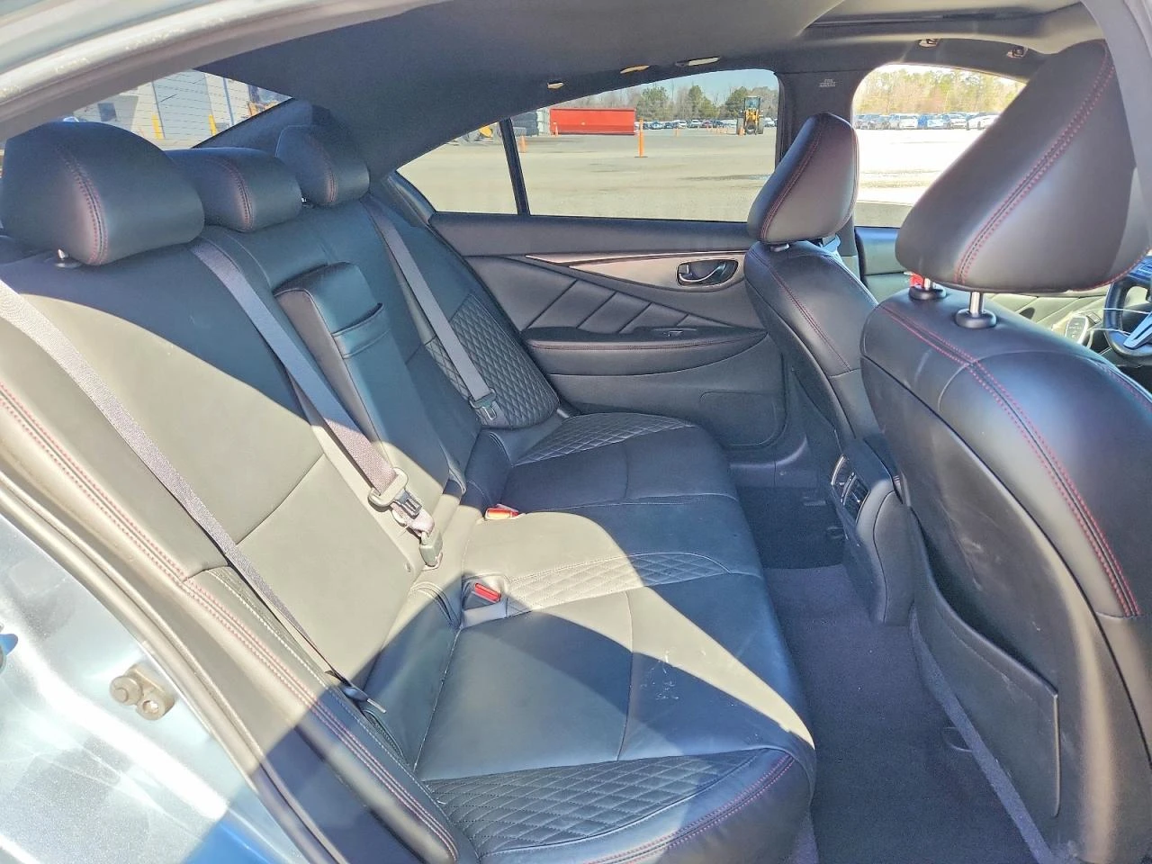 Infiniti Q50 3.0l Red Sport 400 - изображение 10