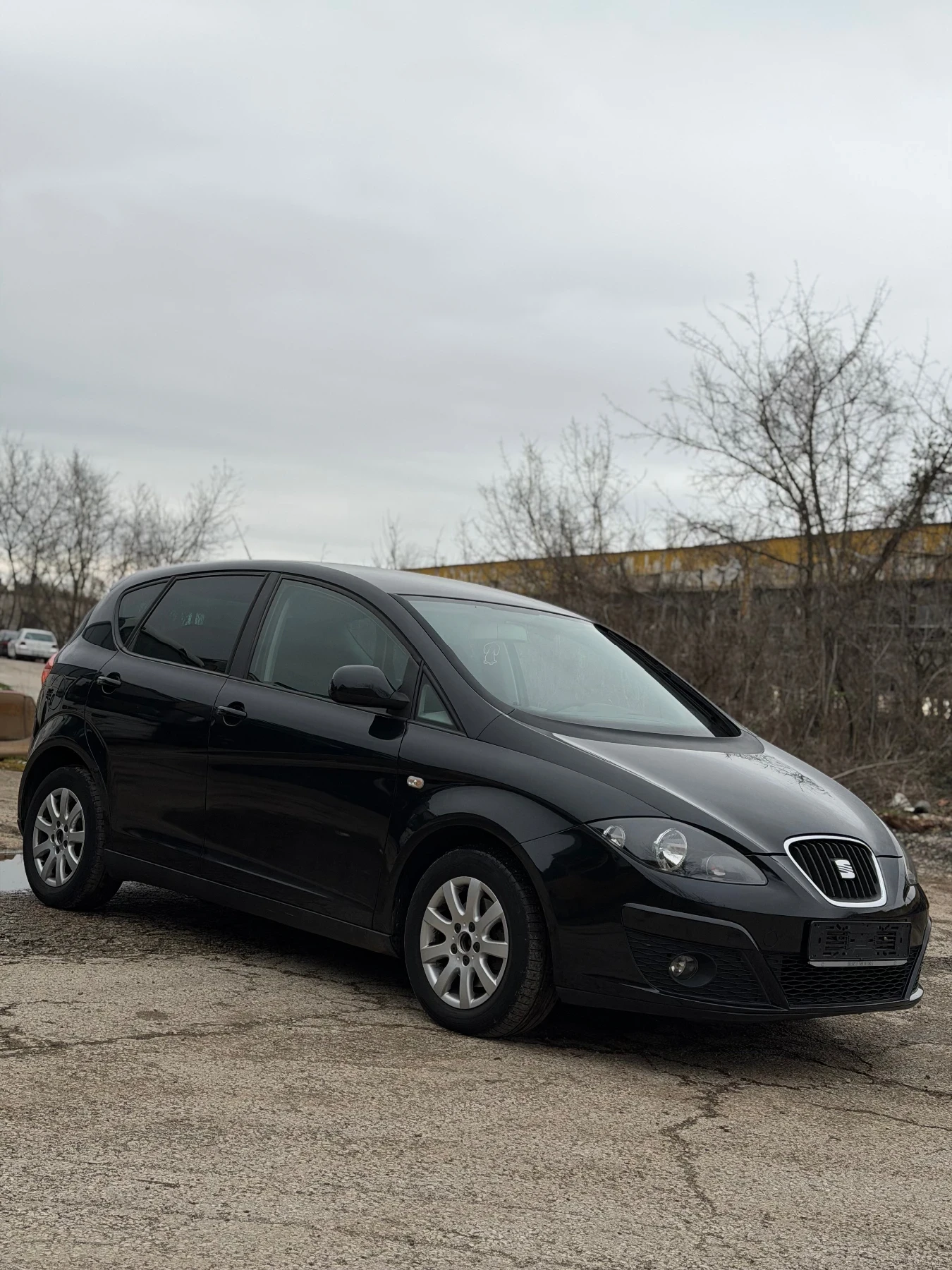 Seat Altea, снимка 2 - Автомобили и джипове - 54045375