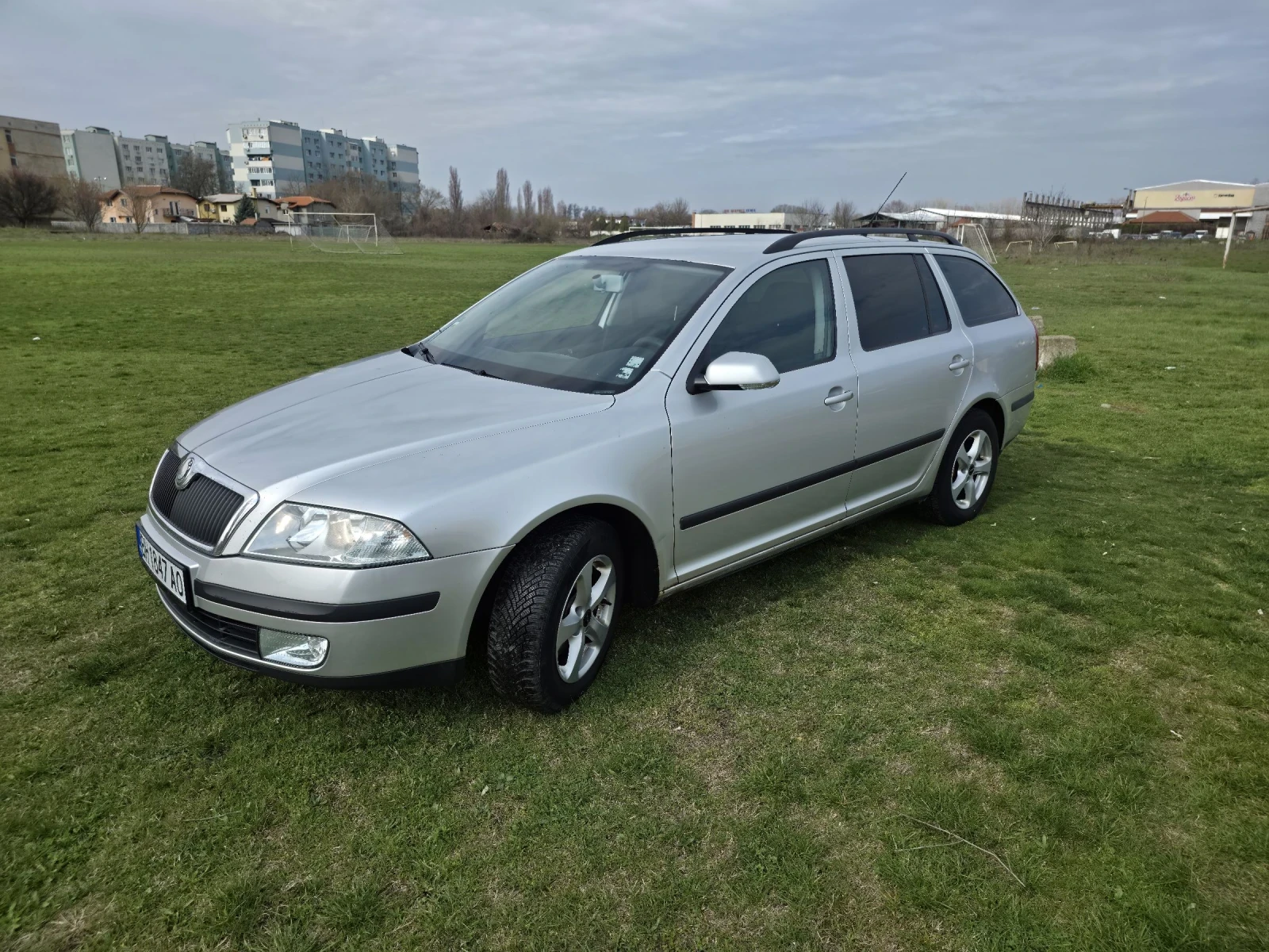Skoda Octavia, снимка 2 - Автомобили и джипове - 54408684
