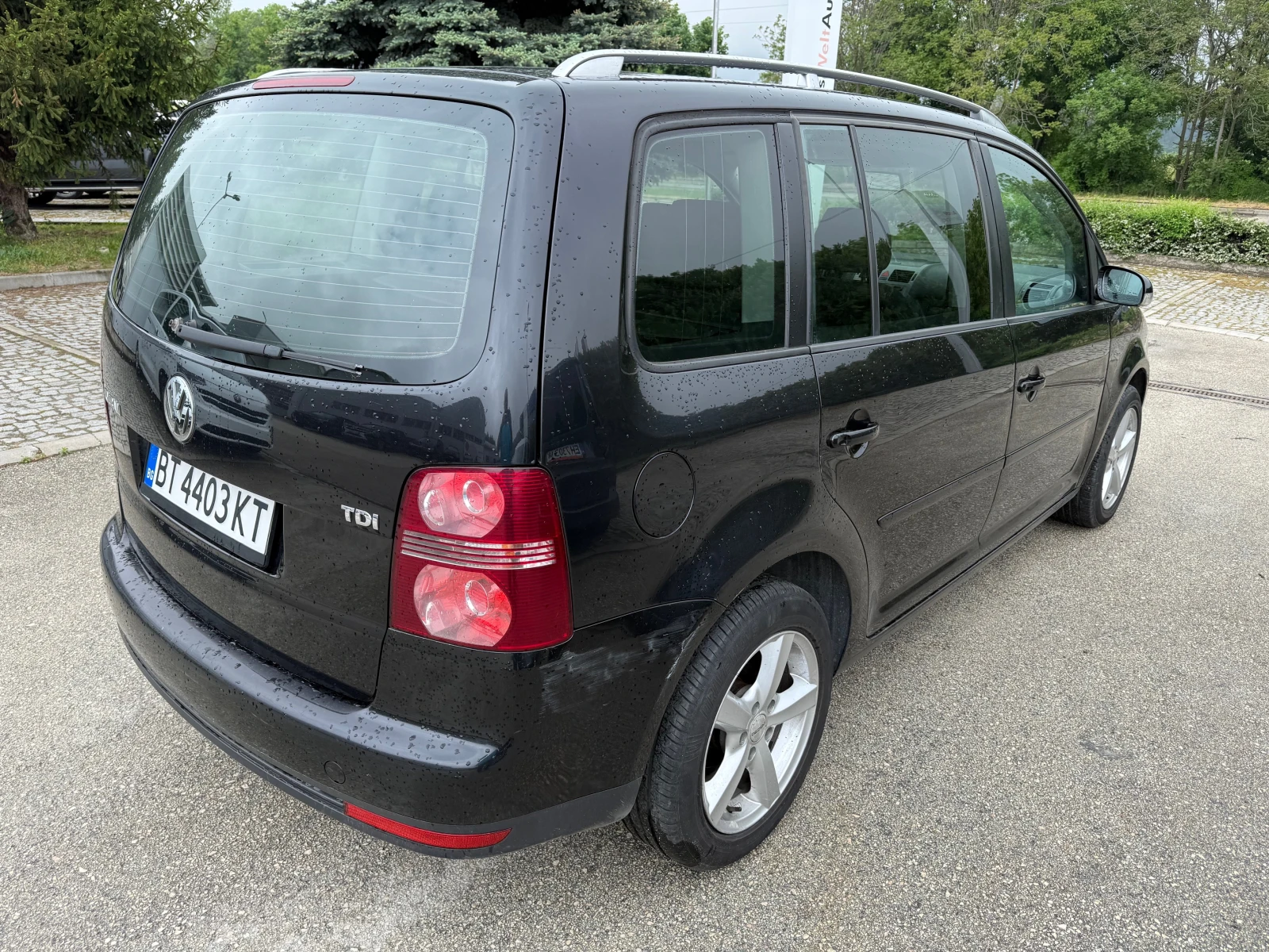 VW Touran Соnfortline 1, 9 TDI 105 k.c 6MT, снимка 4 - Автомобили и джипове - 54482306
