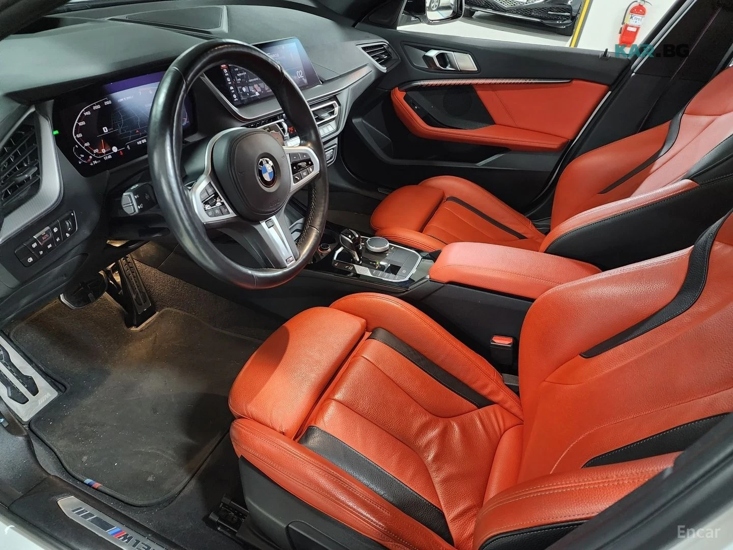 BMW M135 XDRIVE / DISTRONIC / ПОДГРЕВИ / ПАНОРАМА, снимка 9 - Автомобили и джипове - 54669278