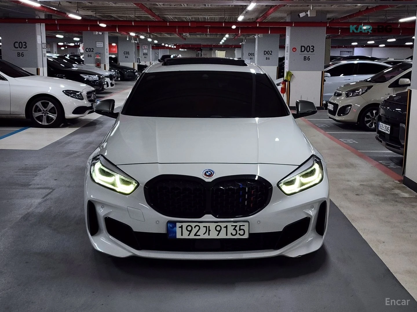 BMW M135 XDRIVE / DISTRONIC / ПОДГРЕВИ / ПАНОРАМА, снимка 3 - Автомобили и джипове - 54669278