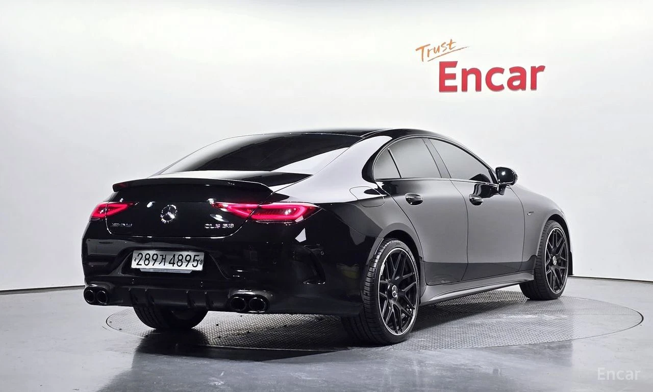 Mercedes-Benz CLS 450 4MATIC* AMG LINE* 360 КАМЕРА* ОБДУХВАНЕ* , снимка 2 - Автомобили и джипове - 54912819