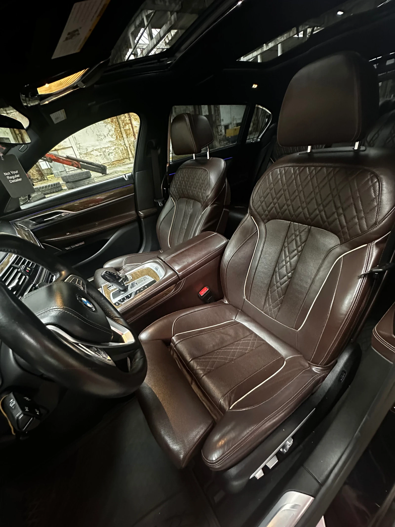 BMW 750, снимка 12 - Автомобили и джипове - 54963557