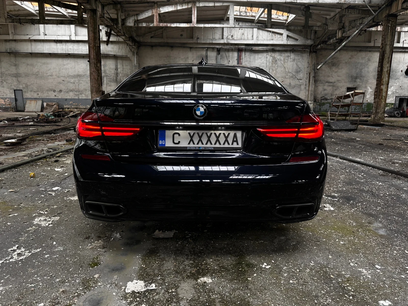 BMW 750, снимка 5 - Автомобили и джипове - 54963557
