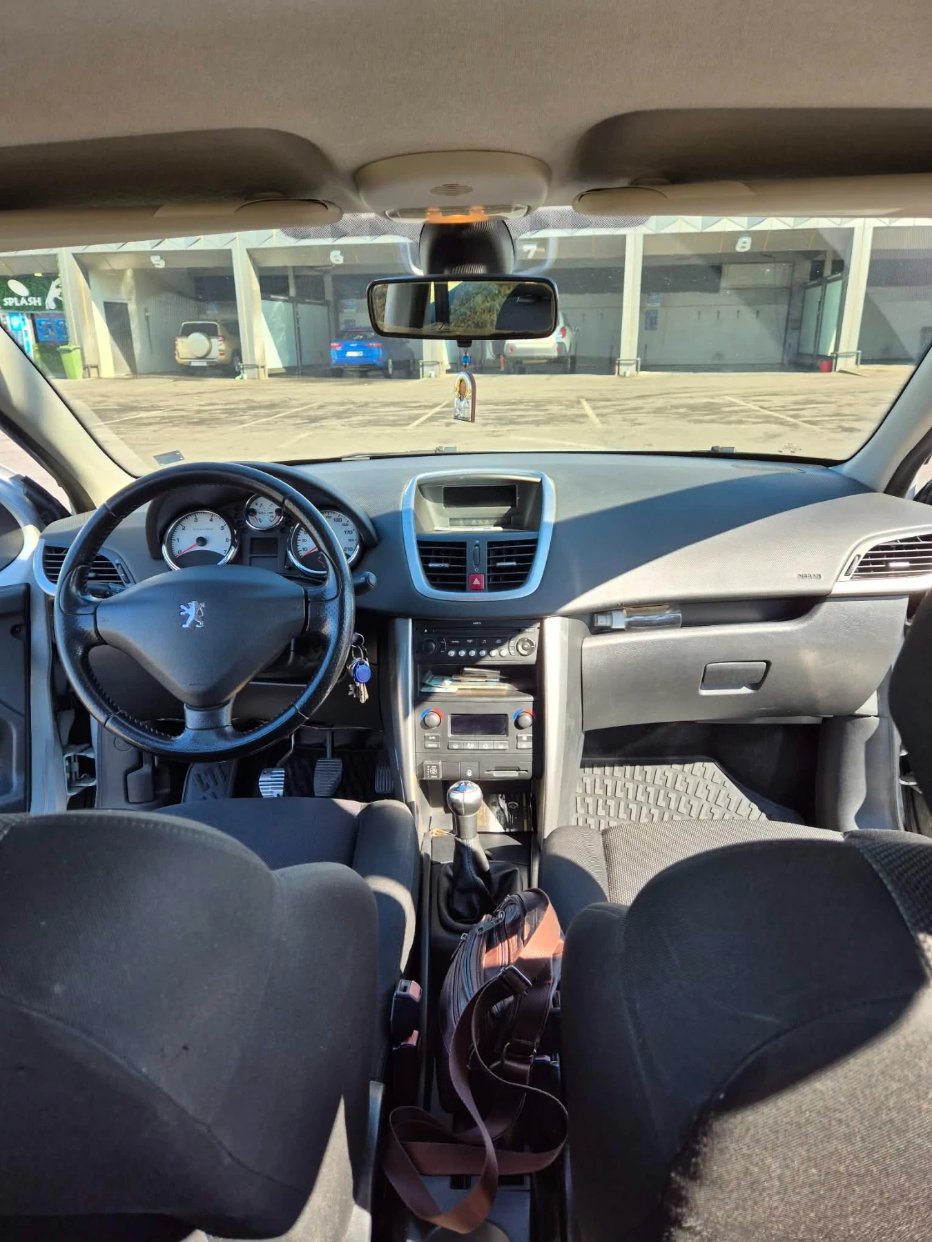 Peugeot 207, снимка 10 - Автомобили и джипове - 55500444