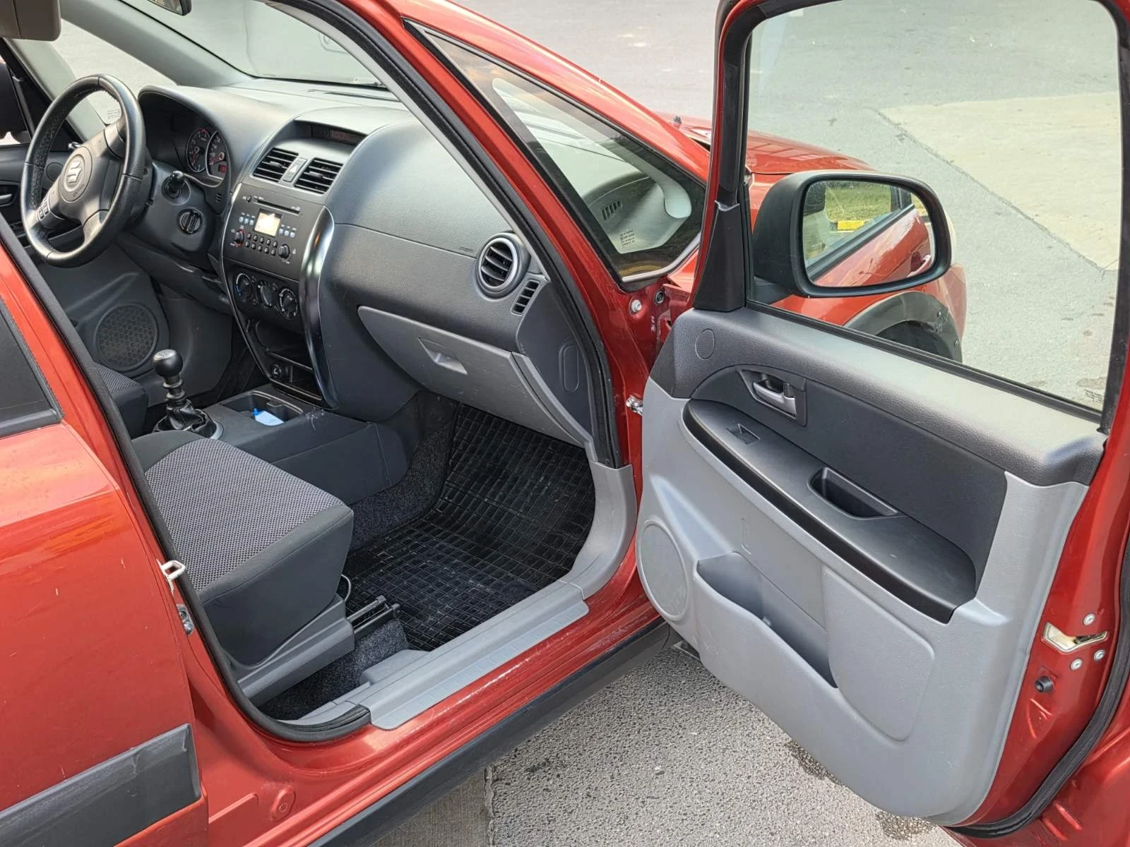 Suzuki SX4 1.9JTD, снимка 8 - Автомобили и джипове - 56155555