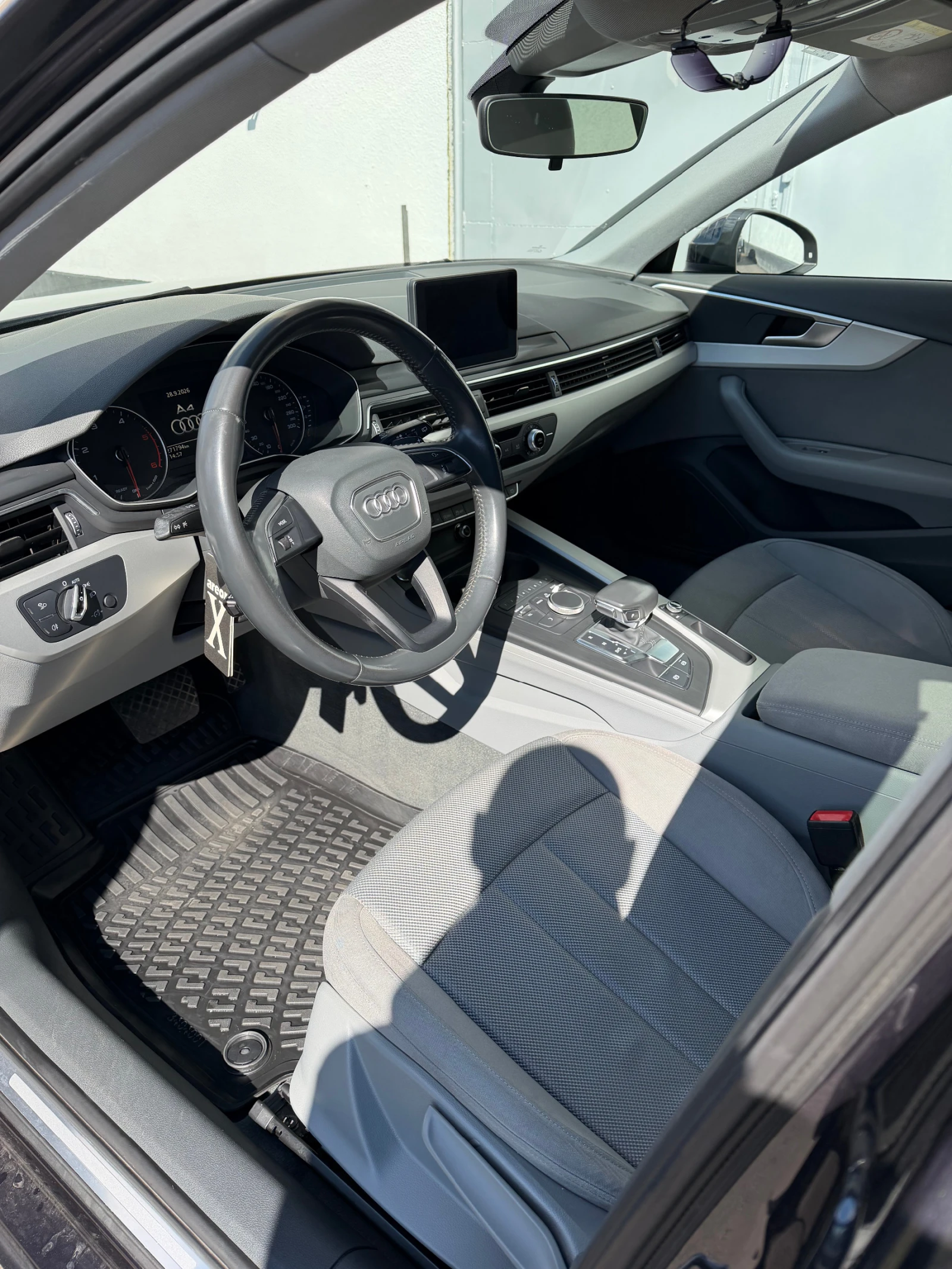 Audi A4, снимка 5 - Автомобили и джипове - 56257550