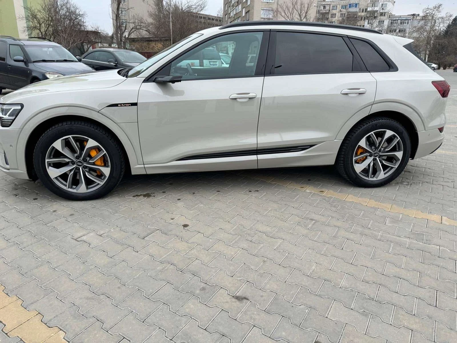 Audi E-Tron 55 Advance, снимка 2 - Автомобили и джипове - 56320728