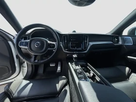 Volvo XC60 R-DESIGN, снимка 10