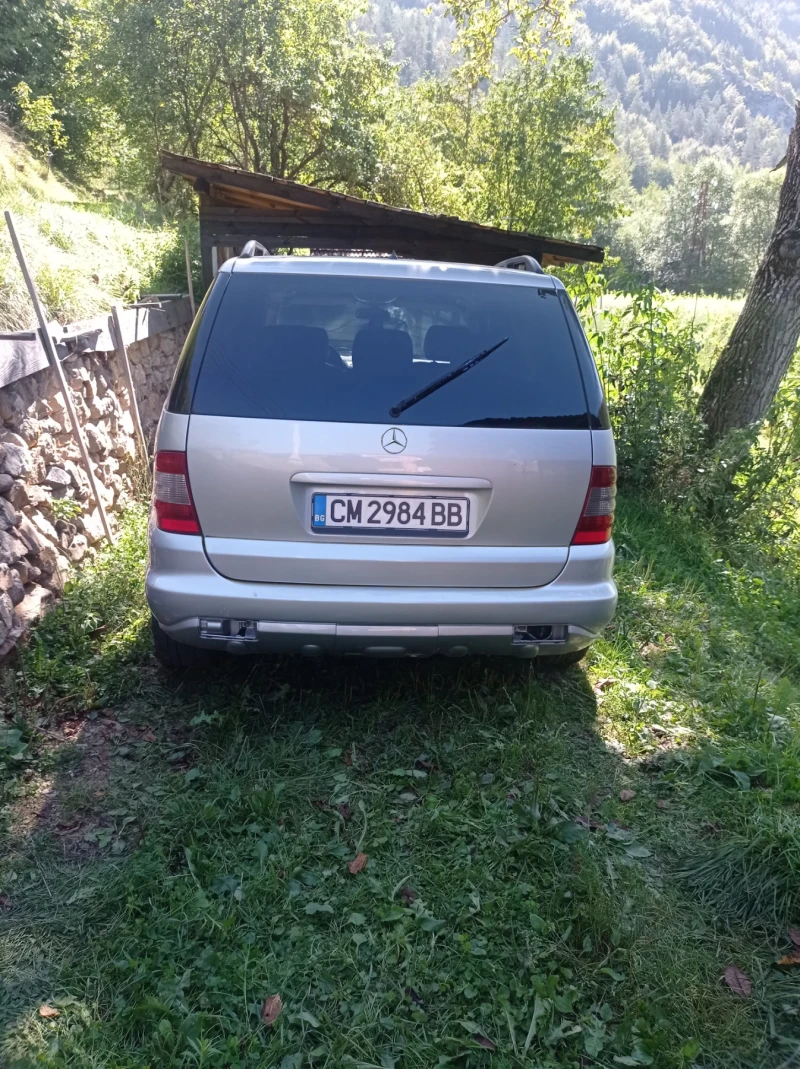 Mercedes-Benz ML 270, снимка 2 - Автомобили и джипове - 47015875