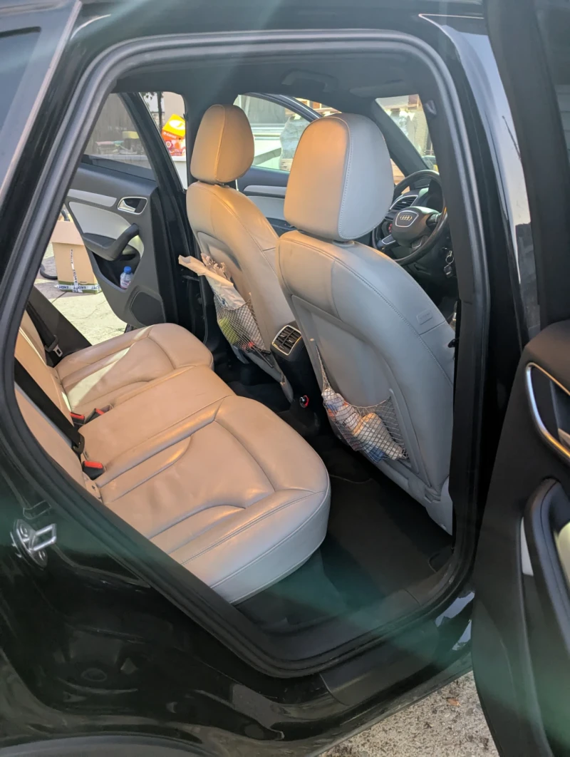 Audi Q3, снимка 8 - Автомобили и джипове - 52666037