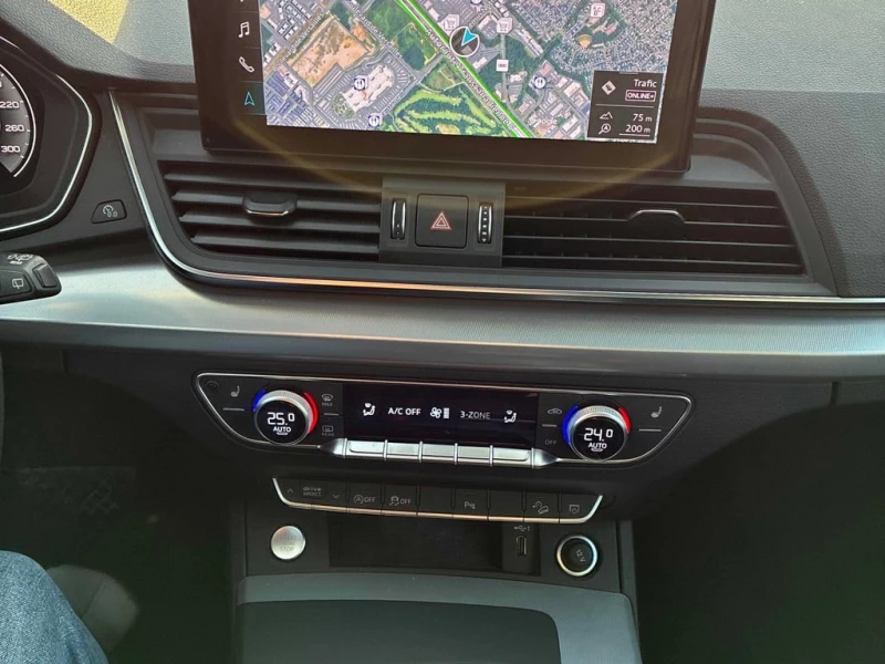 Audi Q5 * Progressiv * CARFAX * БЕЗ ПЪРВОНАЧАЛНА ВНОСКА, снимка 9 - Автомобили и джипове - 53193900