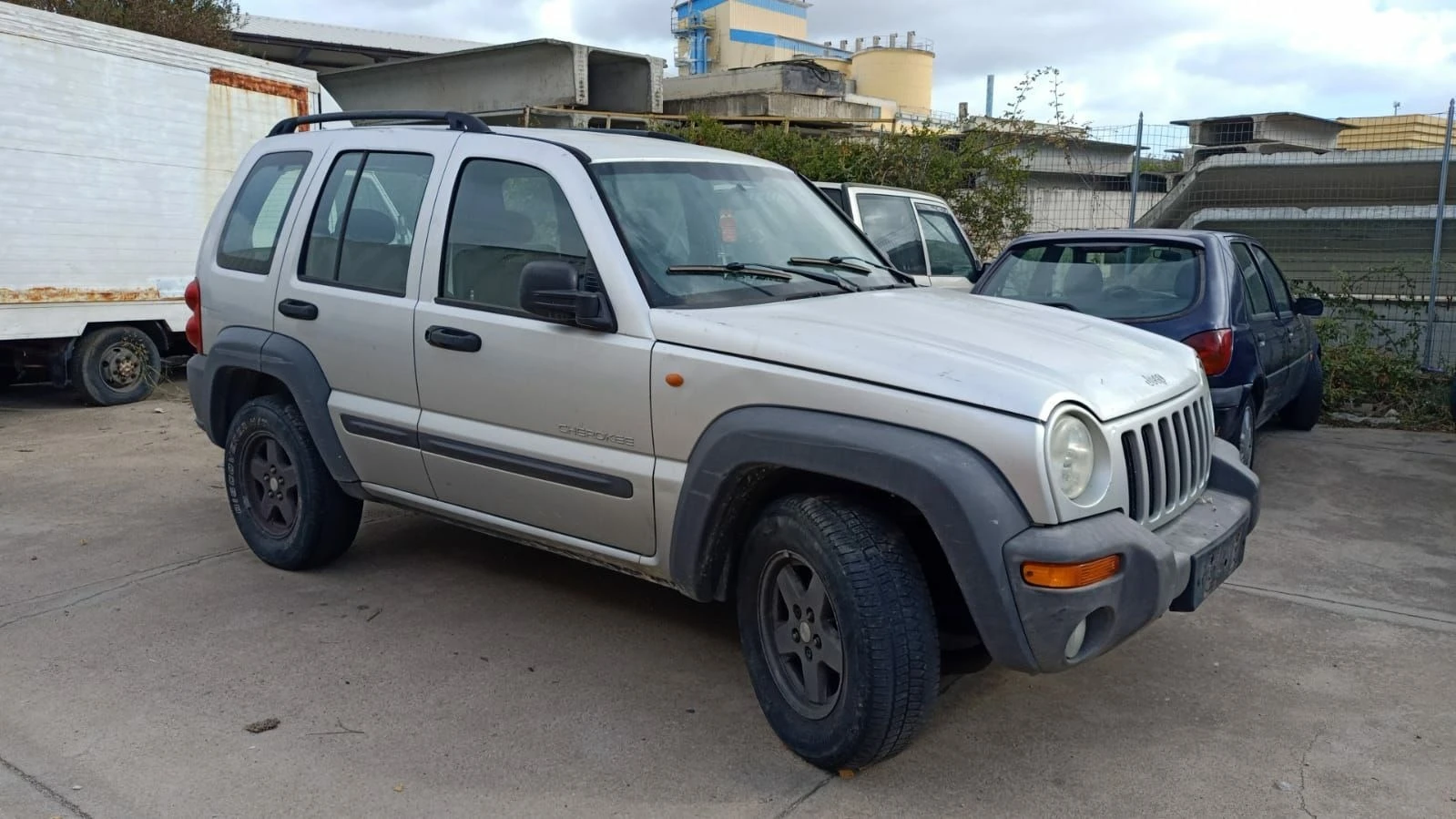 Jeep Cherokee Automatic  - изображение 5