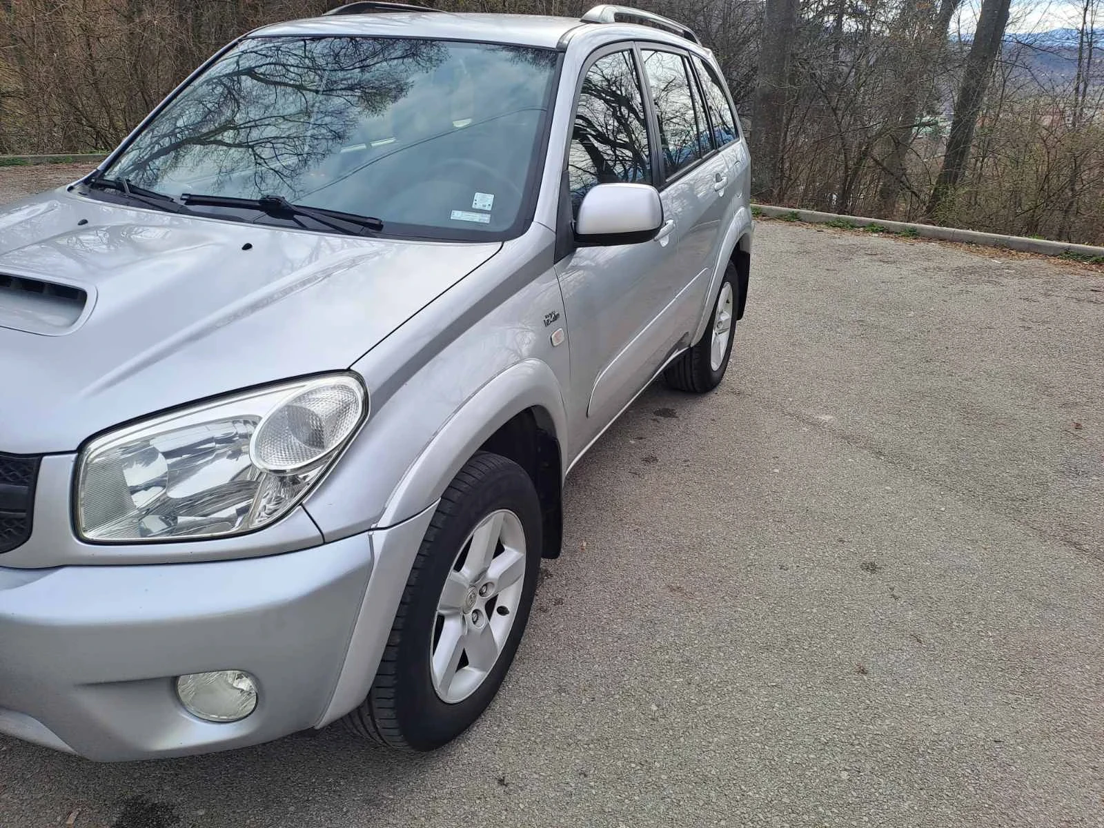 Toyota Rav4 2.0 D4D, снимка 13 - Автомобили и джипове - 54017589