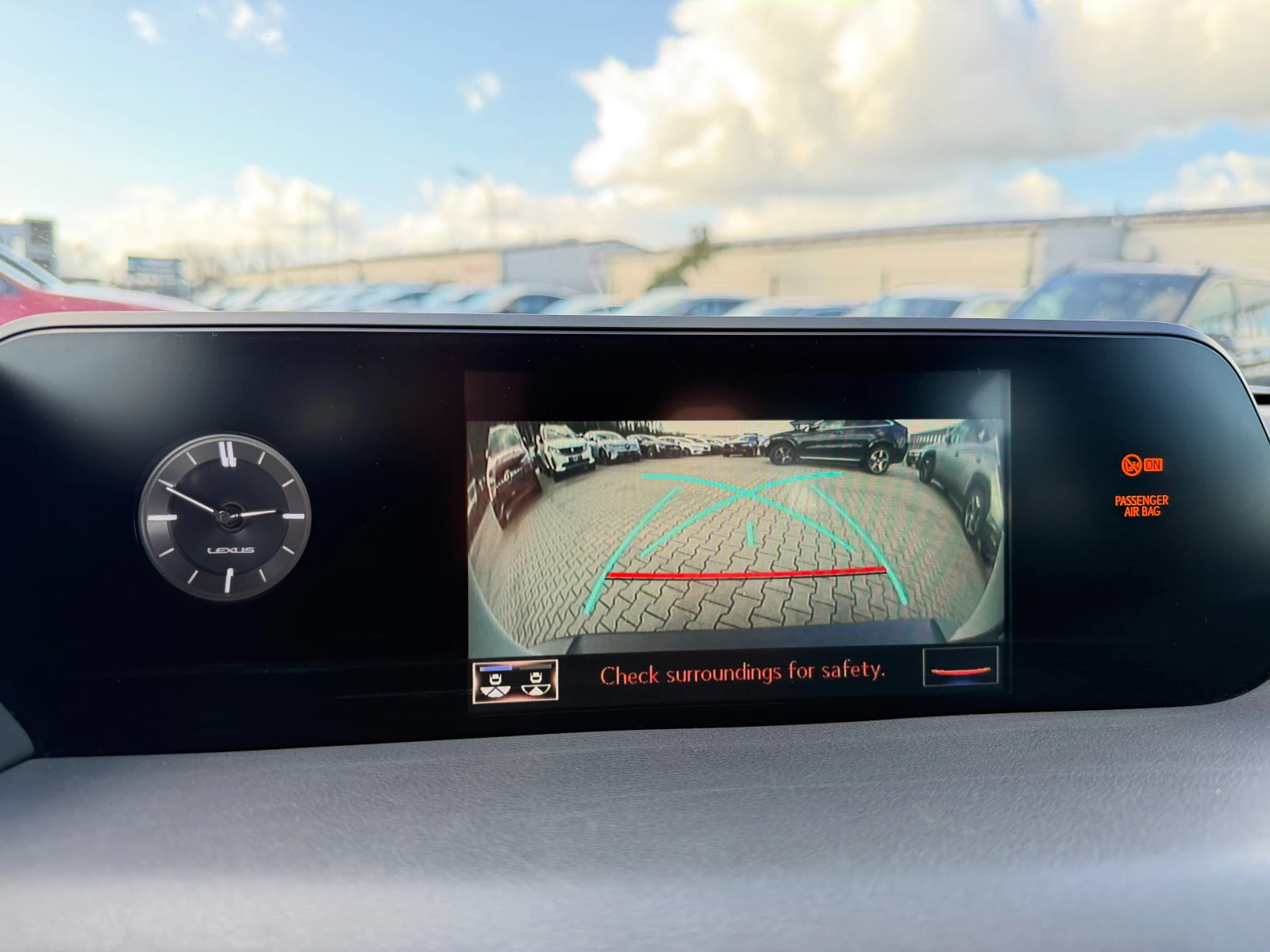 Lexus UX 250h Executive | Mobile.bg � ����������� 11