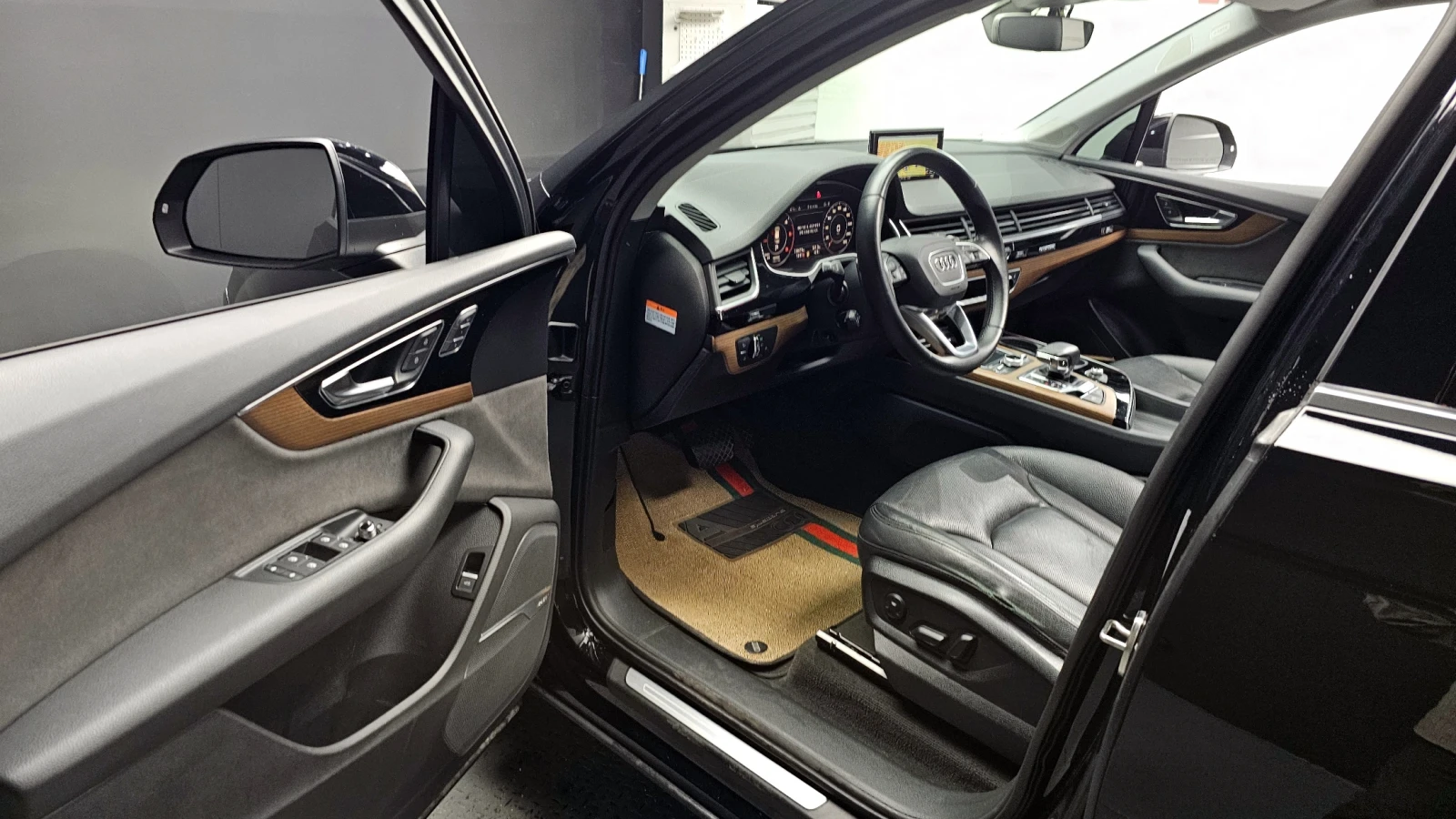 Audi Q7 DISTRONIC* DIGITAL COCKPIT* ПОДГРЕВ/ОБДУХВАНЕ* 4ZO, снимка 9 - Автомобили и джипове - 54343050