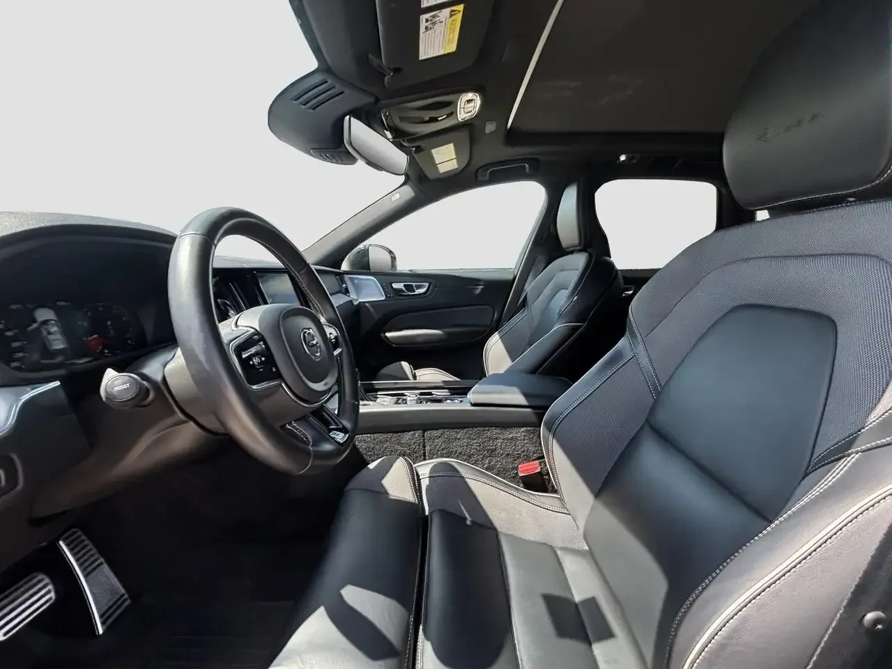 Volvo XC60 R-DESIGN, снимка 8 - Автомобили и джипове - 54564949