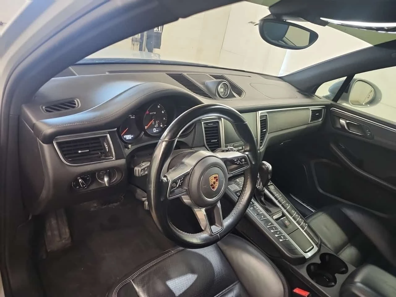 Porsche Macan * GTS * CARFAX * ЦЕНА ДО БГ, снимка 12 - Автомобили и джипове - 54902804