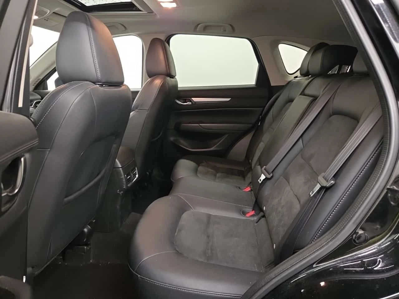 Mazda CX-5 GS| ALCANTARA| PANO| LANE ASSIST| 2 КЛЮЧА| , снимка 13 - Автомобили и джипове - 55278472