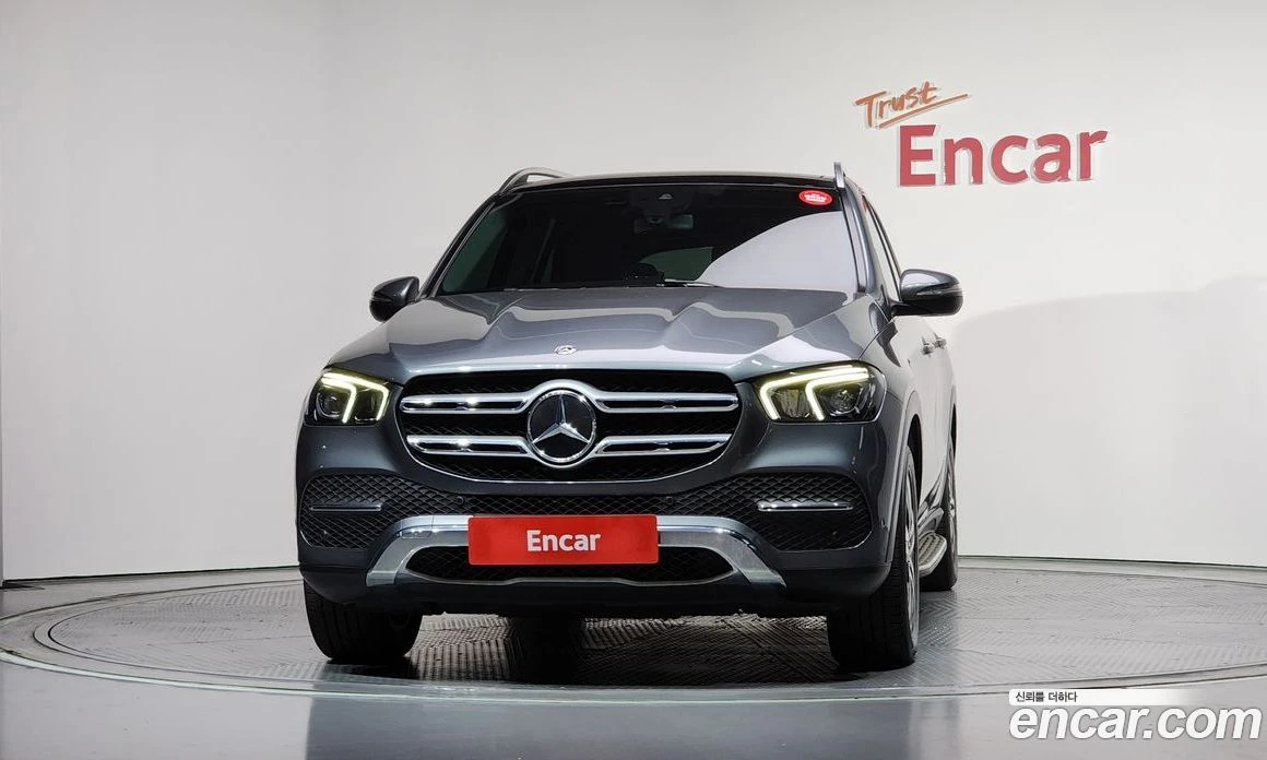Mercedes-Benz GLE GLE300d 4MATIC, снимка 3 - Автомобили и джипове - 56122757