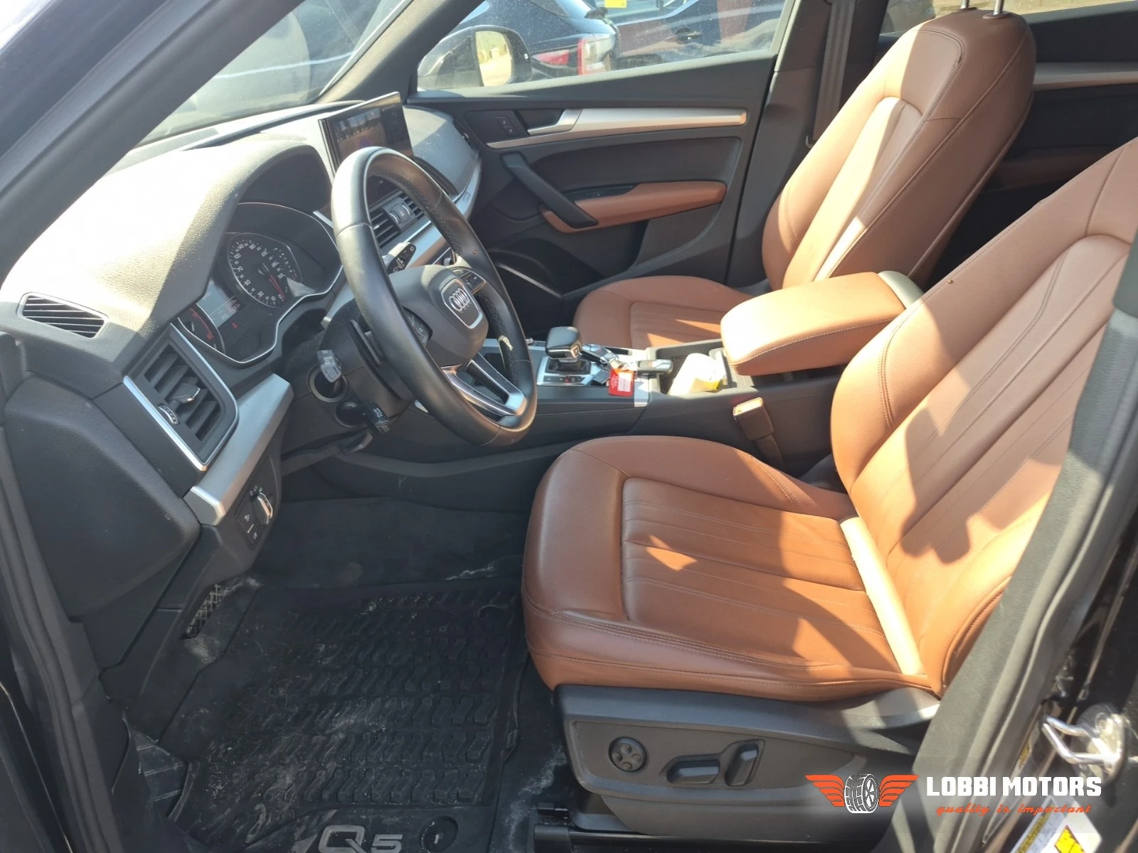 Audi Q5, снимка 5 - Автомобили и джипове - 56128888