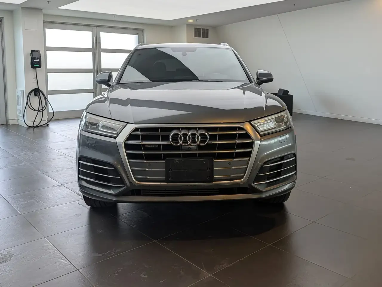 Audi Q5, снимка 4 - Автомобили и джипове - 56183779