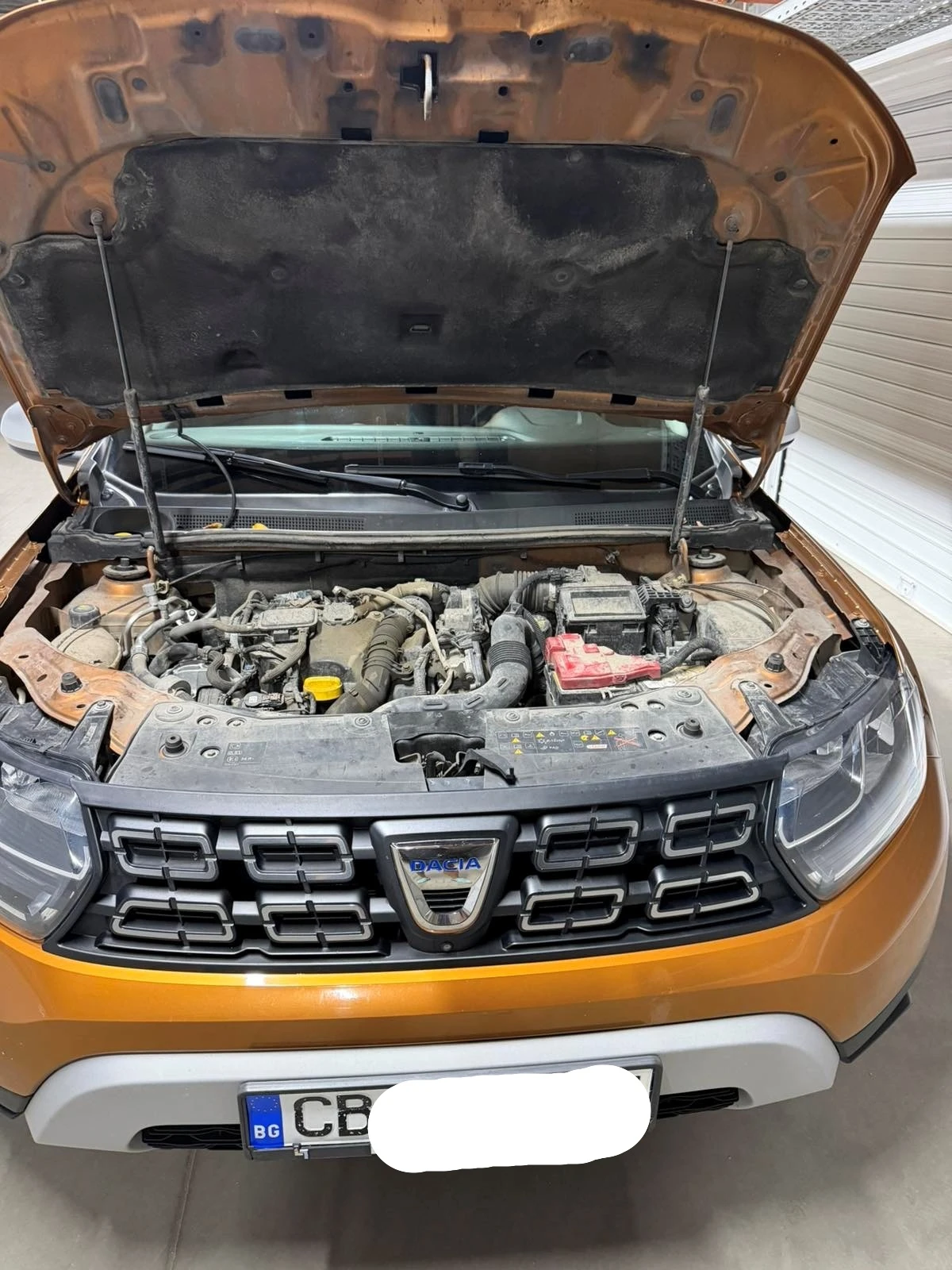 Dacia Duster 1.5 DCi 4x4, снимка 15 - Автомобили и джипове - 56245250