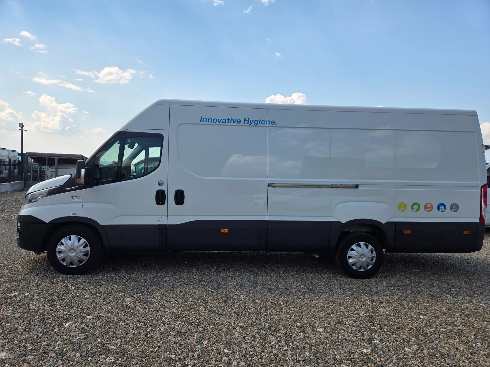 Iveco 35s16 Iveko Deily 3516 климатроник ХХL, снимка 4 - Бусове и автобуси - 55321093