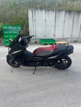     Yamaha T-max