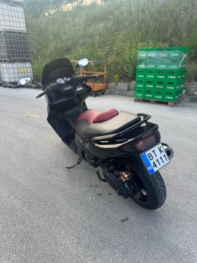     Yamaha T-max