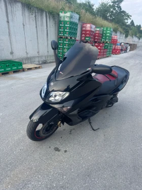     Yamaha T-max