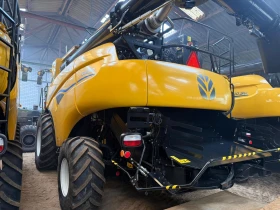 Комбайн New Holland CR10.90, снимка 9