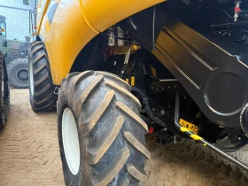 Комбайн New Holland CR10.90, снимка 7