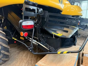 Комбайн New Holland CR10.90, снимка 8