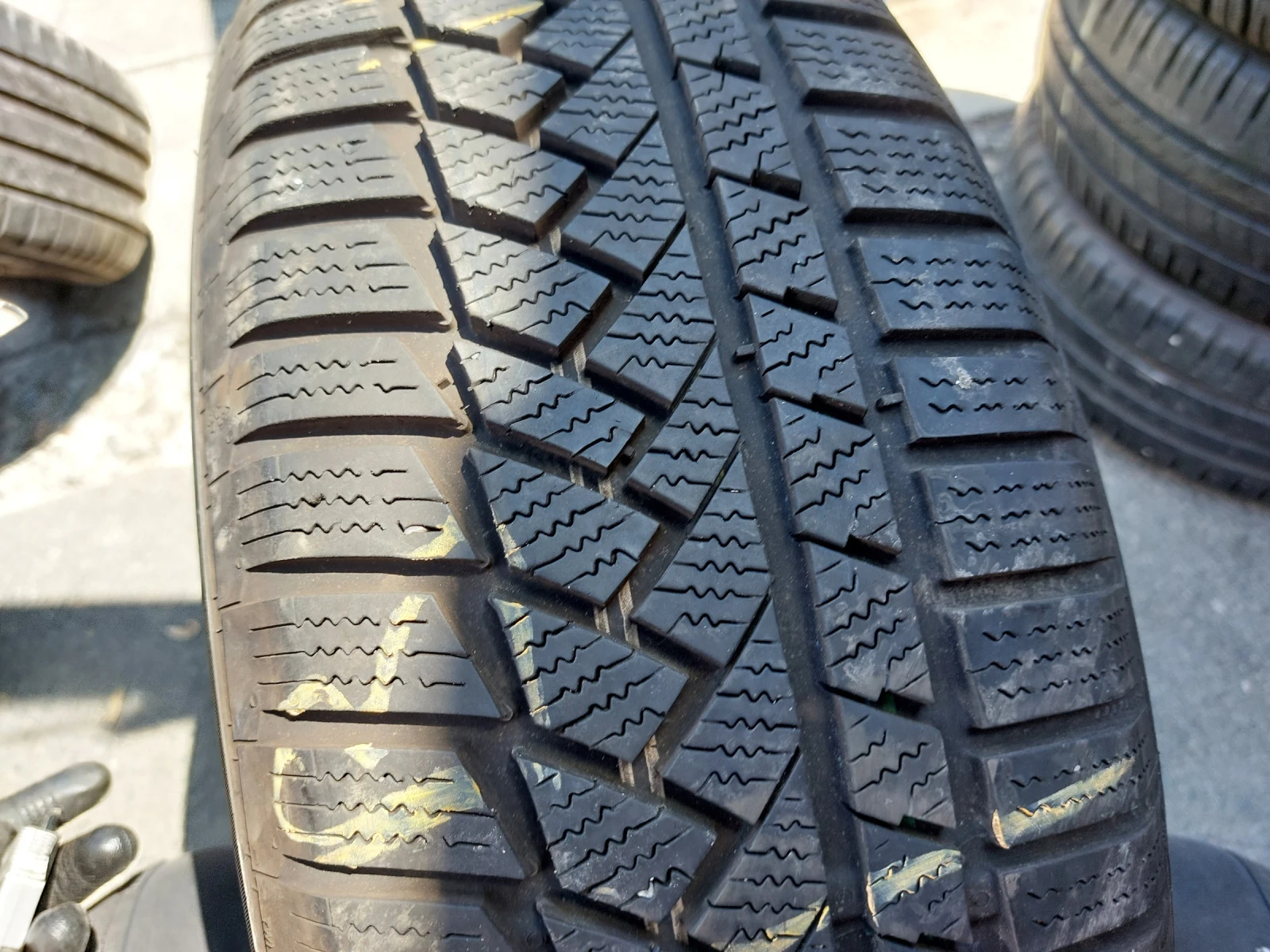 ���� 205/60R16 | Mobile.bg � ����������� 2
