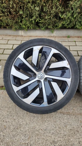 ���� � ������ 245/40R19 �� VW Arteon | Mobile.bg � ����� ������ 5
