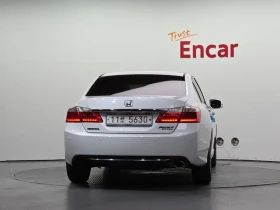 Honda Accord 2.4 9Th Gen , снимка 4