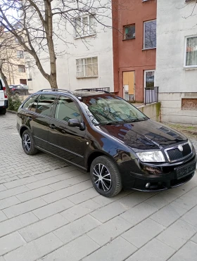 Skoda Fabia 1.4 TDI Facelift Клима Подгрев Парктроник , снимка 3