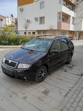 Skoda Fabia 1.4 TDI Facelift Клима Подгрев Парктроник , снимка 1