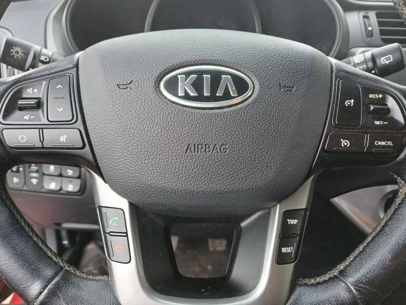 Kia Rio 1.1crdi-на части, снимка 9 - Автомобили и джипове - 47603770