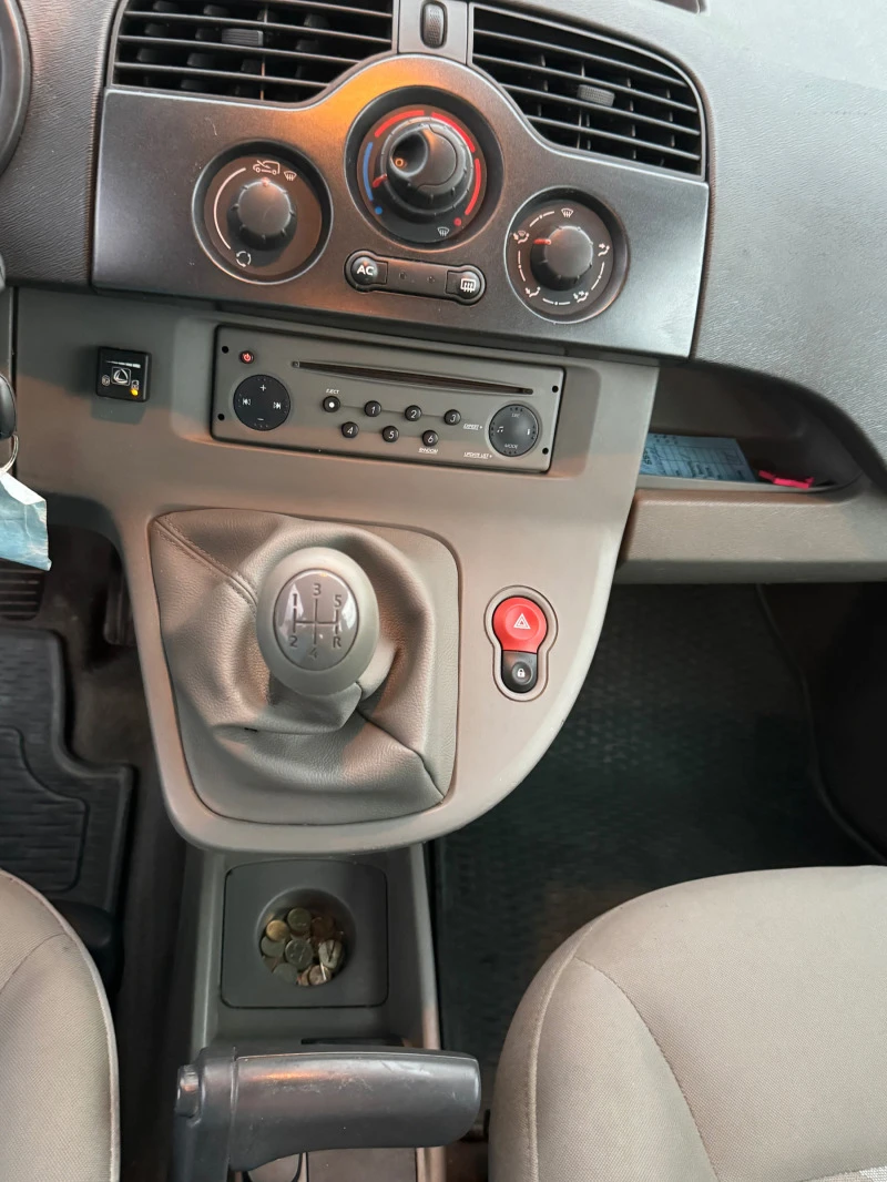 Renault Kangoo, снимка 9 - Автомобили и джипове - 46547893