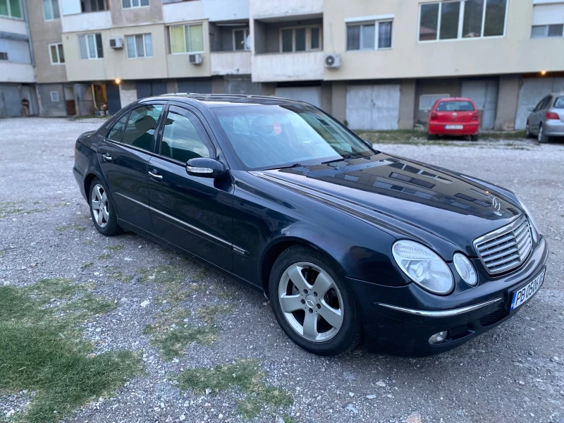 Mercedes-Benz E 270 2.7 CDTI , снимка 2 - Автомобили и джипове - 47134561