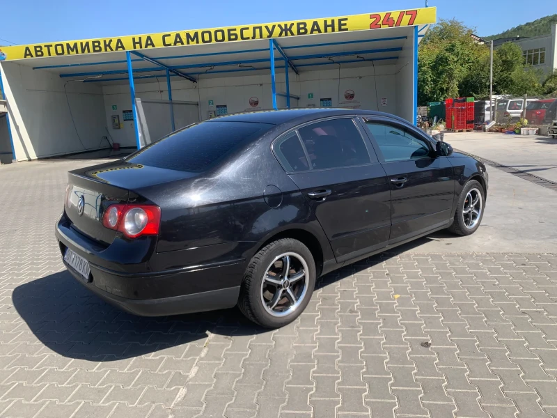 VW Passat, снимка 6 - Автомобили и джипове - 47169324