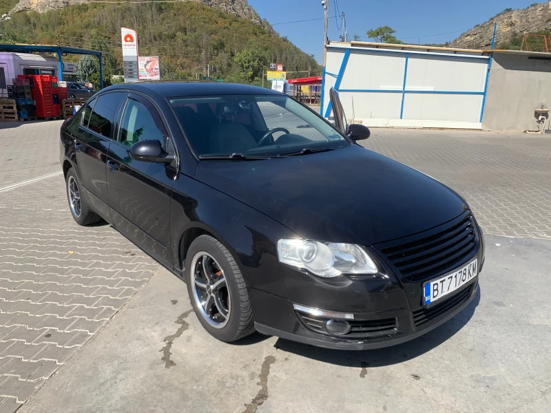 VW Passat, снимка 1 - Автомобили и джипове - 47169324