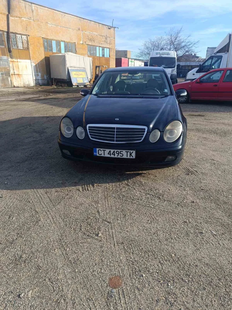 Mercedes-Benz E 220, снимка 17 - Автомобили и джипове - 48585112