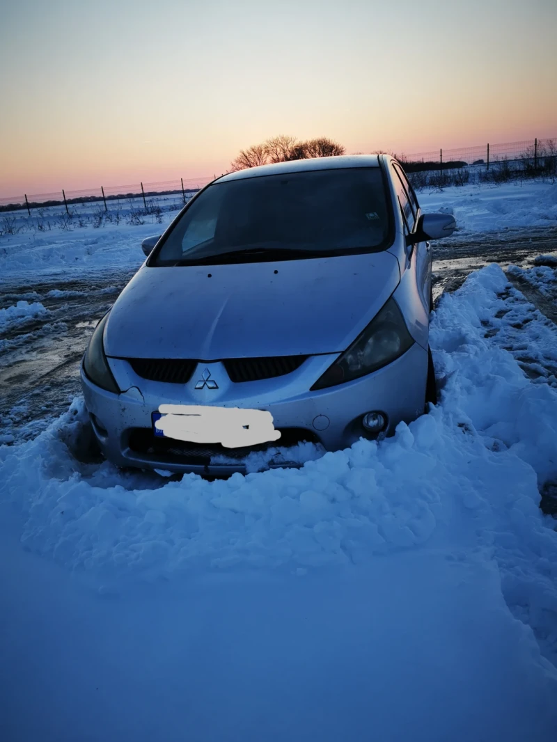 Mitsubishi Grandis, снимка 2 - Автомобили и джипове - 49236827