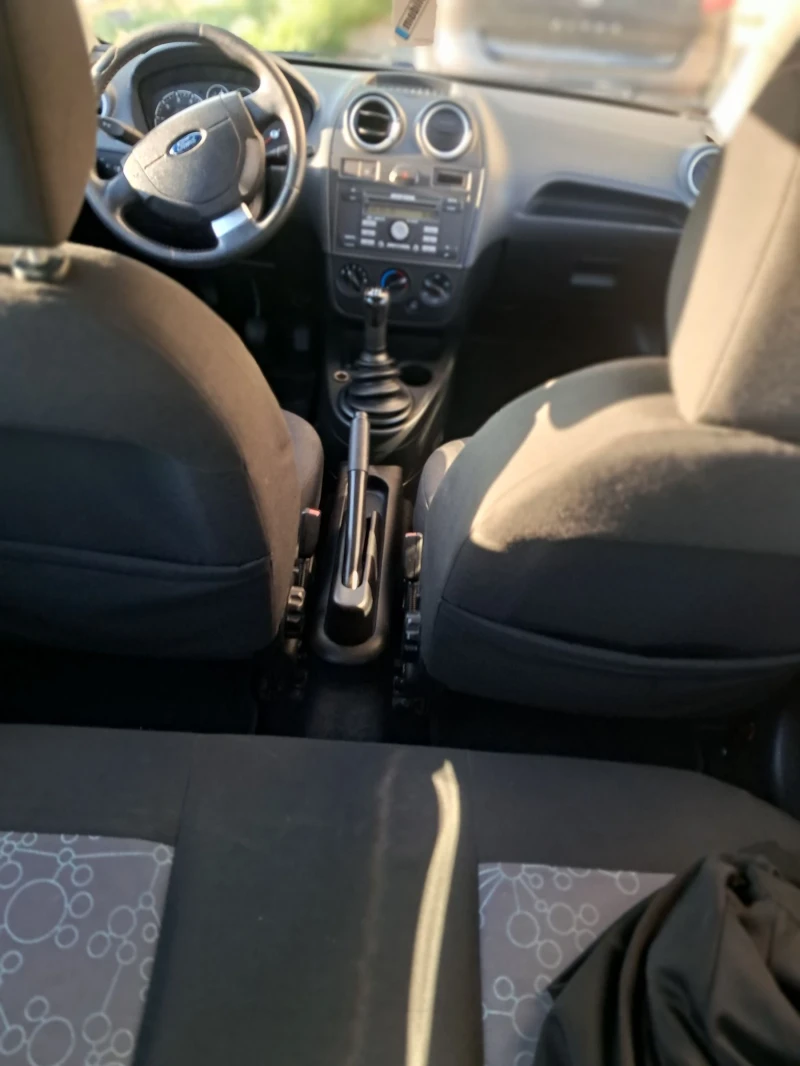 Ford Fiesta, снимка 9 - Автомобили и джипове - 52398666