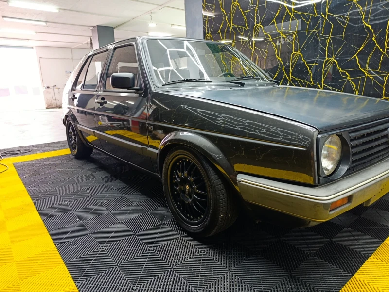 VW Golf, снимка 2 - Автомобили и джипове - 51183599