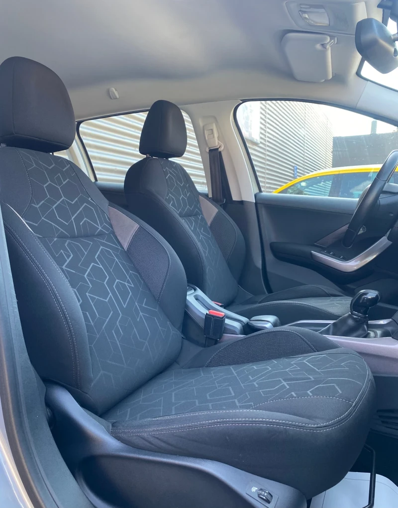 Peugeot 2008 SUV, снимка 8 - Автомобили и джипове - 51536727